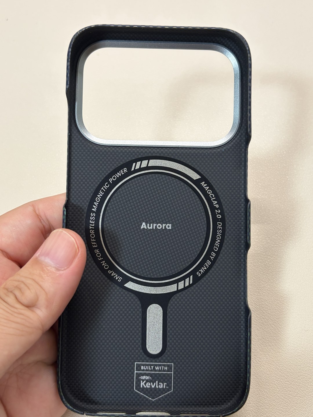 BENKS ArmorAir 600D Auroraケース内側のMagClap 2.0リング