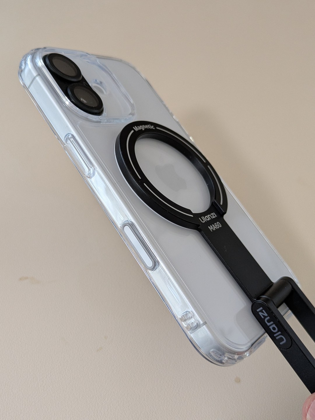 ESR iPhone 17用クリアケース(MagSafe対応)