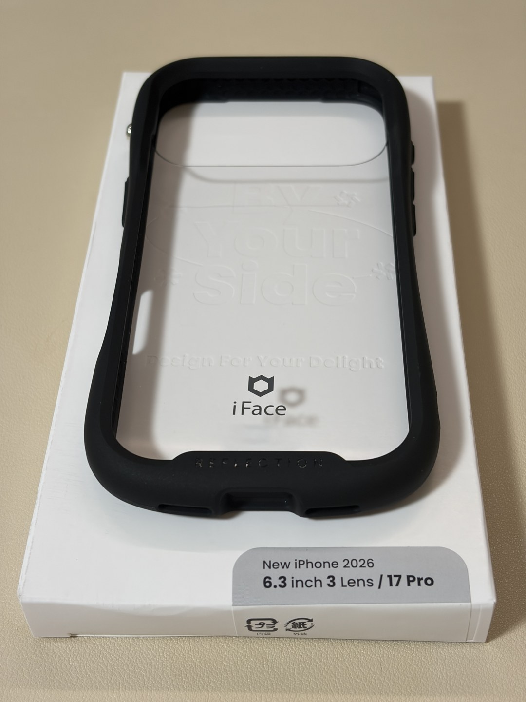 iFace Reflection ブラック(iPhone 18 Pro/17 Pro用・MagSafe非対応)のパッケージ。6.3インチ・3レンズ/17 Pro対応の表記