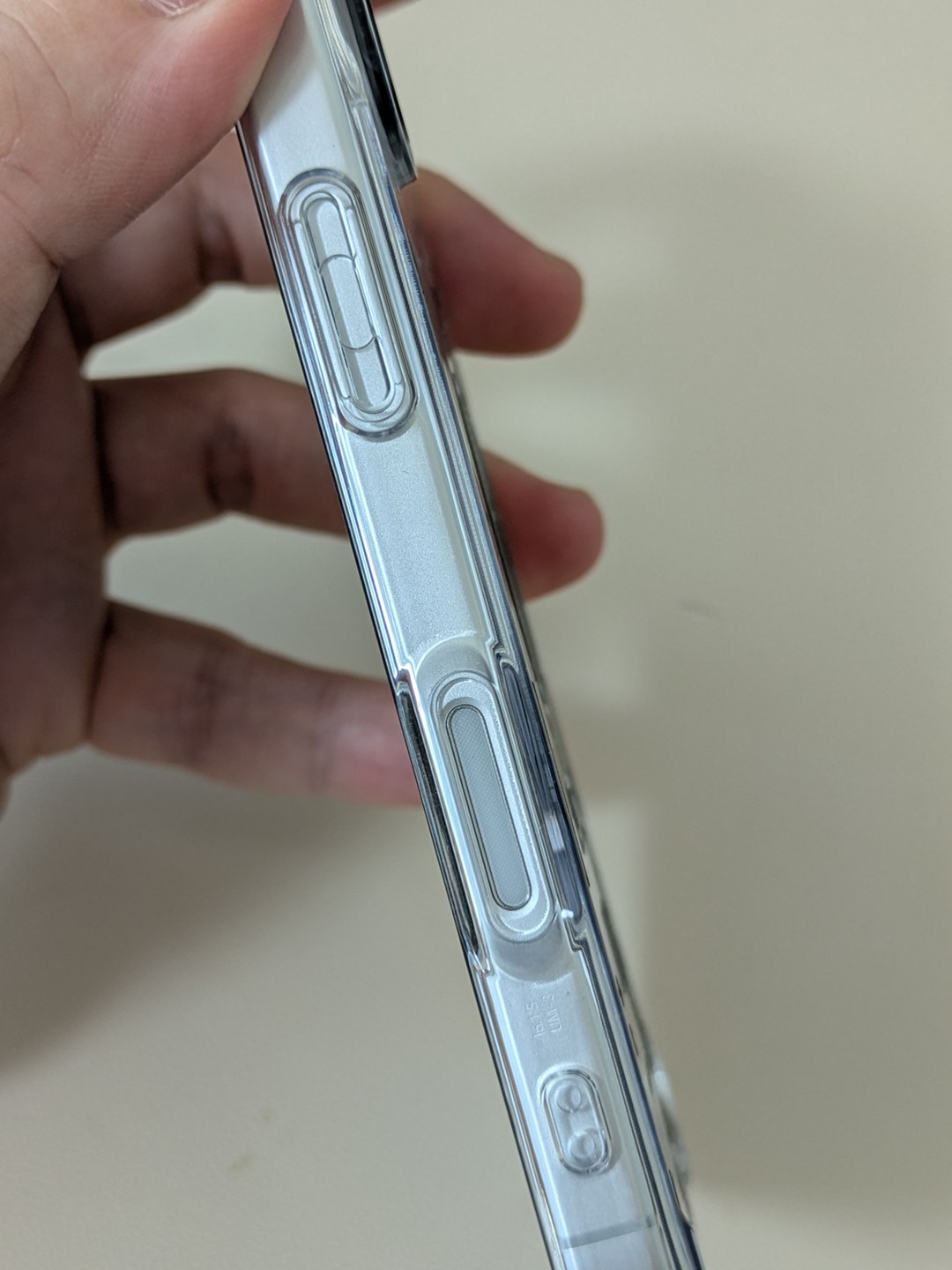 Spigen Ultra Hybrid MagFit Neo One(iPhone 17用・白)